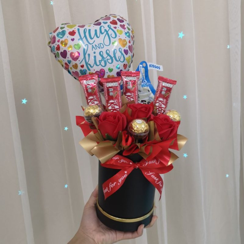 WhatsApp Image 2026-04-27 at 7.50.15 PM Chocolate Bouquet 2813 - Image 1